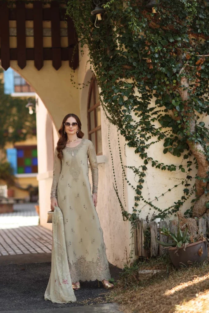 Noor by Saadia Asad Luxe Chikankari 26 3 Piece Unstitched Embroidered Lawn Suit D7-B