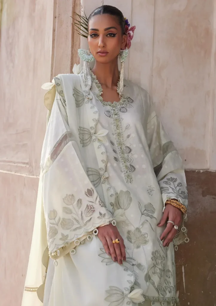 Elan Lawn'25 Embroidered Applique 3 Piece Suit Celestine EL25-05A