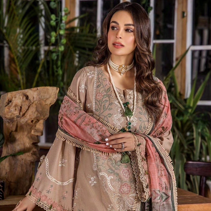 Eshaisha Luxury Winter – Unstitched Embroidered Karandi 3 Piece Suit with Twill Shawl EA-W2-512