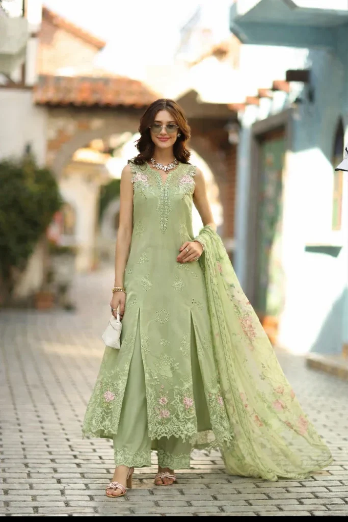 Noor by Saadia Asad Luxe Chikankari 26 3 Piece Unstitched Embroidered Lawn Suit D3-A