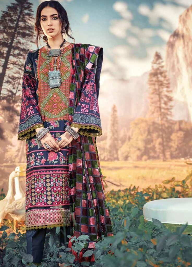 Maryam Hussain Winter Shawl Emerald – Unstitched Embroidered Khaddar 3 Piece Suit with Palachi Shawl 09